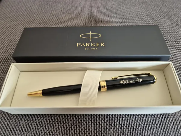 Parker Pen - personalised corporate gift